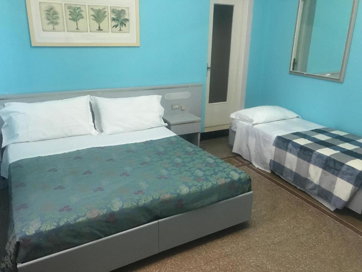 Hotel Doria Chiavari Bagian luar foto