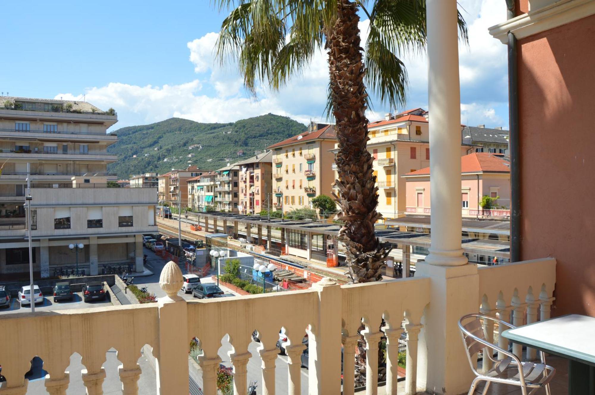 Hotel Doria Chiavari Bagian luar foto