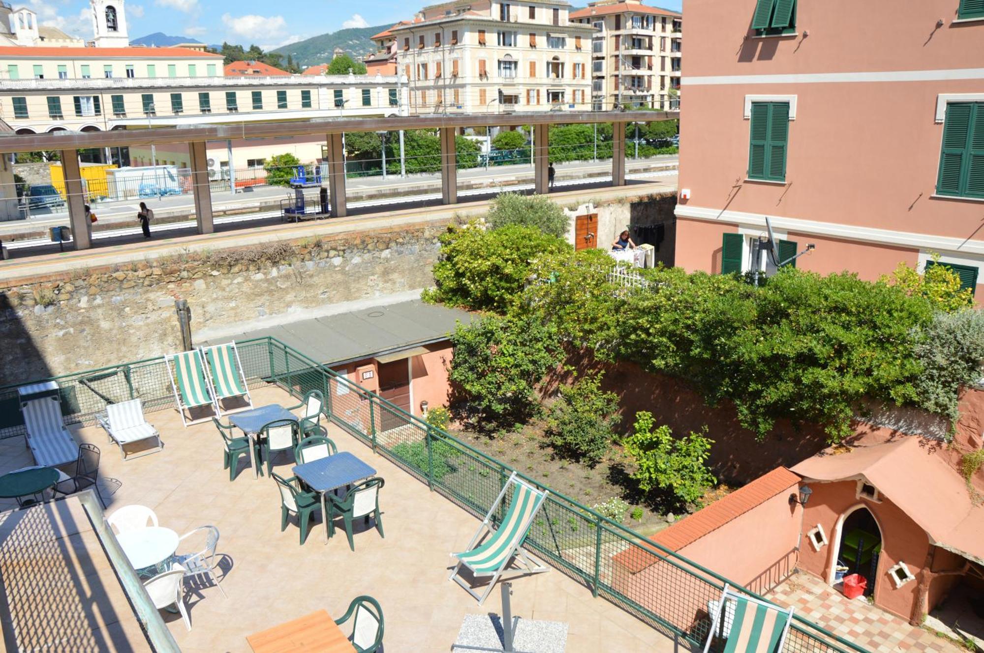 Hotel Doria Chiavari Bagian luar foto